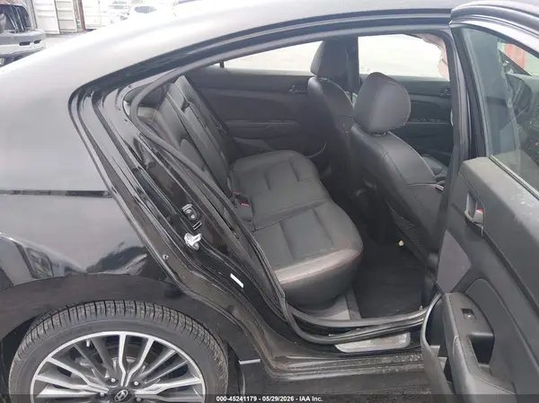 KMHD04LB8JU724403 2018 HYUNDAI ELANTRA - Image 8