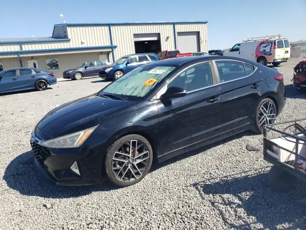 KMHD04LB8KU810960 2019 HYUNDAI ELANTRA - Image 1