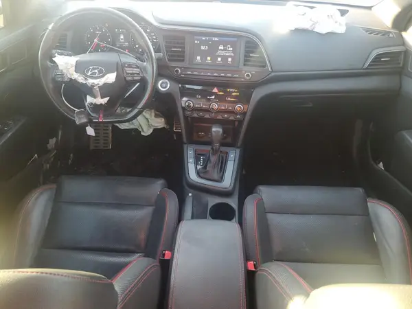 KMHD04LB8LU015571 2020 HYUNDAI ELANTRA - Image 8