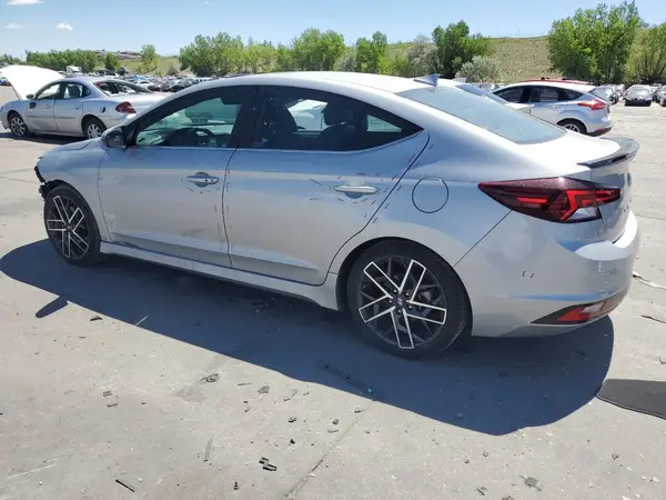 KMHD04LB8LU060980 2020 HYUNDAI ELANTRA - Image 2