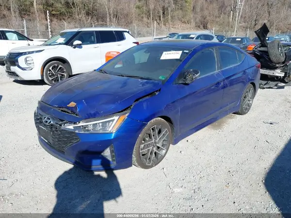 KMHD04LB8LU069114 2020 HYUNDAI ELANTRA - Image 2