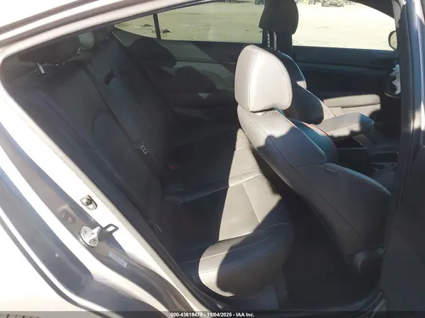 KMHD04LB8LU945146 2020 HYUNDAI ELANTRA - Image 8