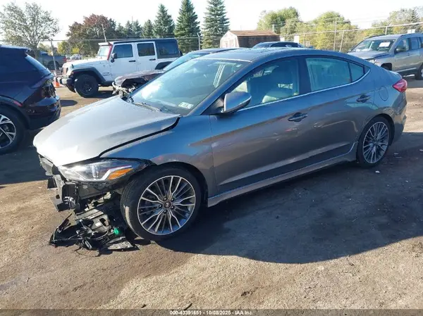 KMHD04LB9HU337093 2017 HYUNDAI ELANTRA - Image 2