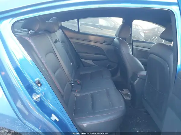 KMHD04LB9HU362382 2017 HYUNDAI ELANTRA - Image 8