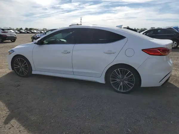 KMHD04LB9HU385273 2017 HYUNDAI ELANTRA - Image 2