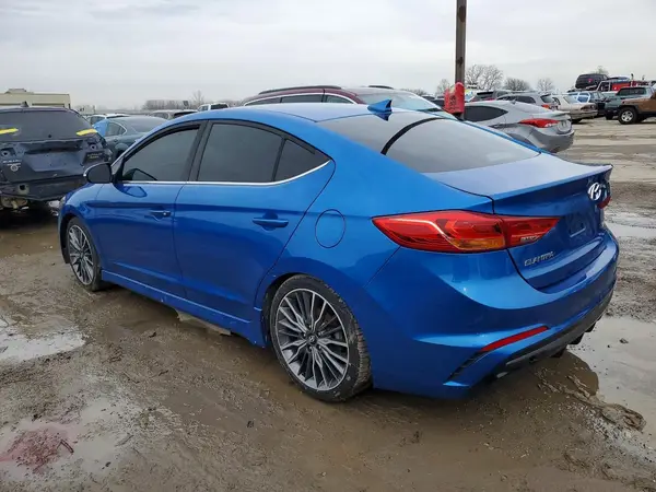 KMHD04LB9JU480924 2018 HYUNDAI ELANTRA - Image 2