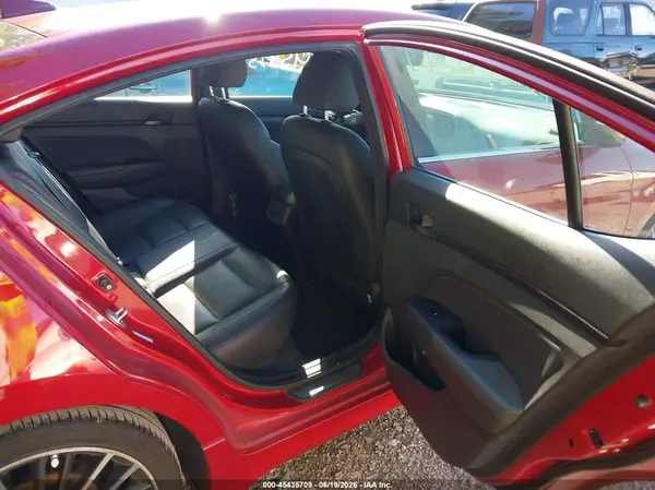 KMHD04LB9JU530236 2018 HYUNDAI ELANTRA - Image 8