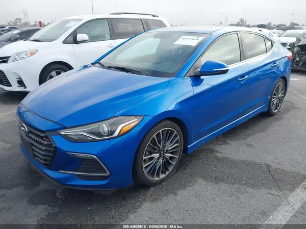 KMHD04LB9JU532925 2018 HYUNDAI ELANTRA - Image 2