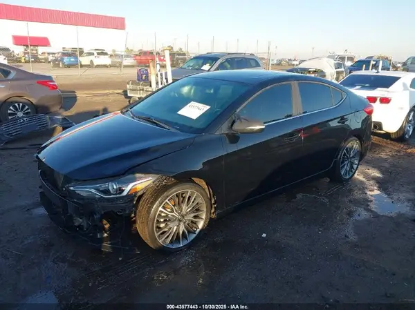 KMHD04LB9JU534433 2018 HYUNDAI ELANTRA - Image 2