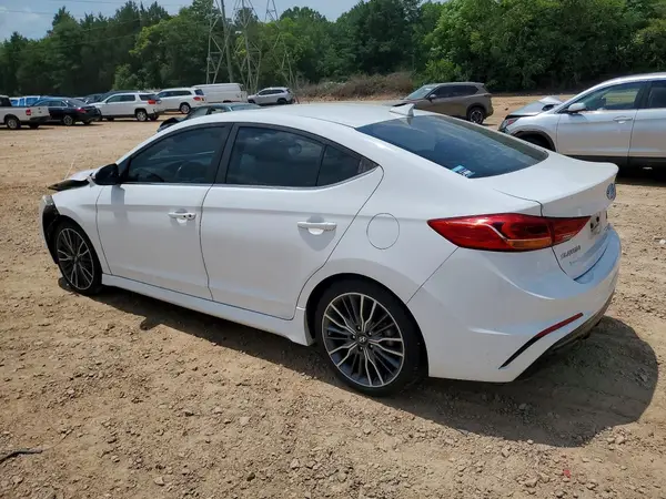 KMHD04LB9JU553872 2018 HYUNDAI ELANTRA - Image 2