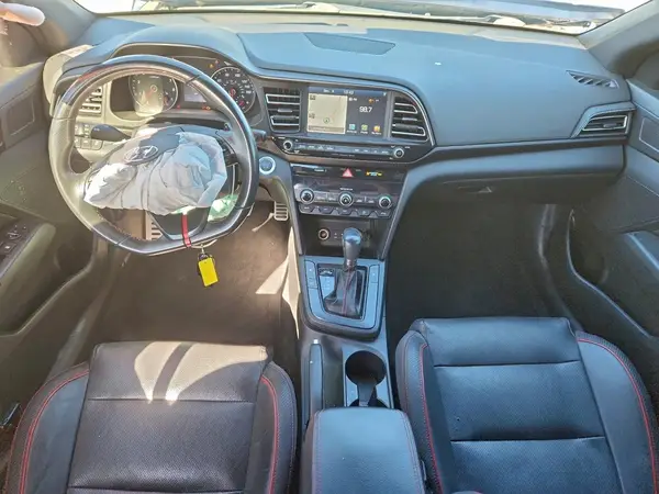 KMHD04LB9KU815360 2019 HYUNDAI ELANTRA - Image 8