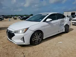 KMHD04LB9KU819988 2019 HYUNDAI ELANTRA