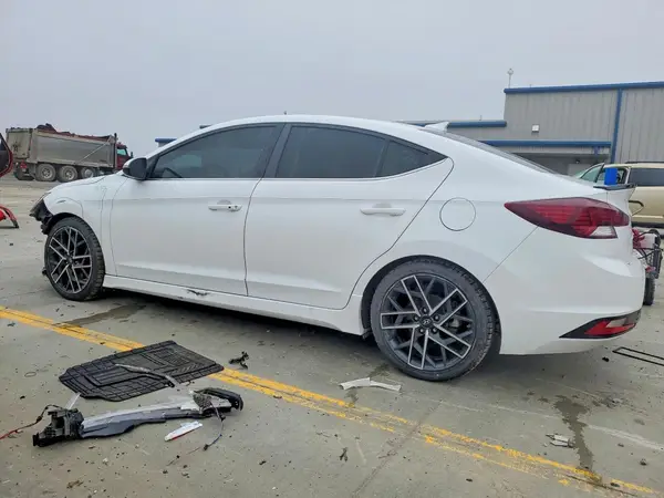 KMHD04LB9KU886994 2019 HYUNDAI ELANTRA - Image 2