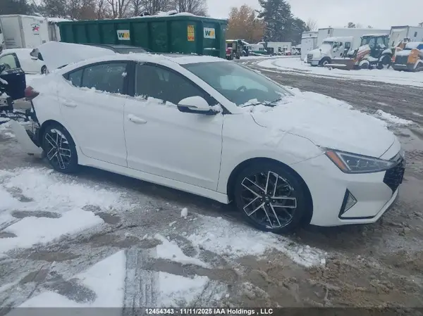 KMHD04LB9KU890043 2019 HYUNDAI ELANTRA - Image 1