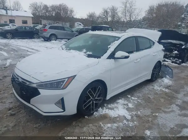 KMHD04LB9KU890043 2019 HYUNDAI ELANTRA - Image 2