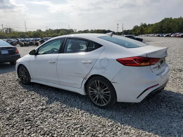 KMHD04LBXHU317094 2017 HYUNDAI ELANTRA - Image 2