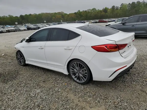 KMHD04LBXJU494718 2018 HYUNDAI ELANTRA - Image 2
