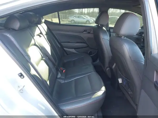 KMHD04LBXJU506219 2018 HYUNDAI ELANTRA - Image 8