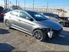 KMHD04LBXJU507886 2018 HYUNDAI ELANTRA