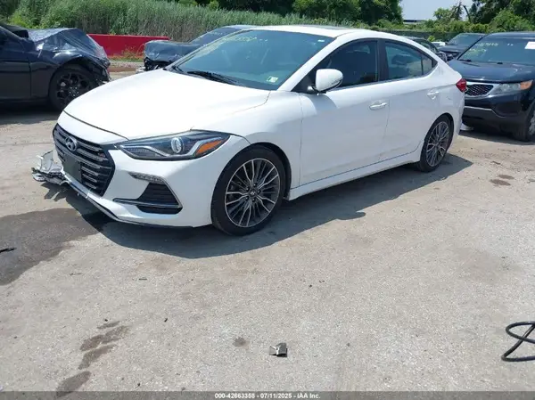 KMHD04LBXJU528222 2018 HYUNDAI ELANTRA - Image 2