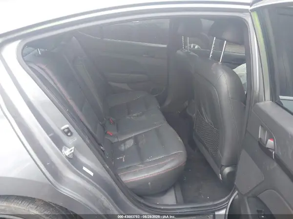 KMHD04LBXJU558322 2018 HYUNDAI ELANTRA - Image 8