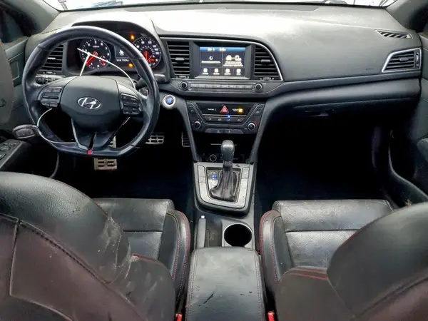 KMHD04LBXJU573127 2018 HYUNDAI ELANTRA - Image 8