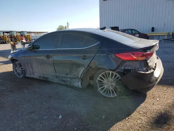 KMHD04LBXJU599436 2018 HYUNDAI ELANTRA - Image 2