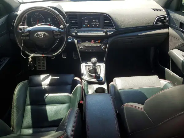 KMHD04LBXJU614095 2018 HYUNDAI ELANTRA - Image 8