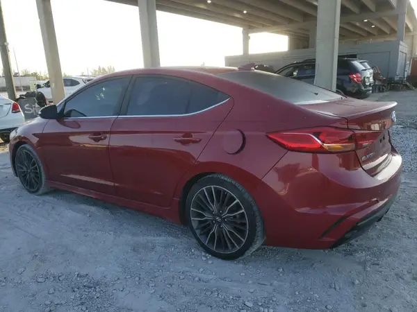 KMHD04LBXJU614341 2018 HYUNDAI ELANTRA - Image 2