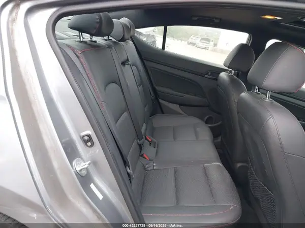 KMHD04LBXJU724063 2018 HYUNDAI ELANTRA - Image 8