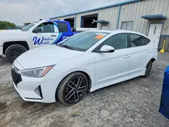 KMHD04LBXKU839392 2019 HYUNDAI ELANTRA