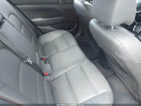 KMHD04LBXLU019315 2020 HYUNDAI ELANTRA - Image 8