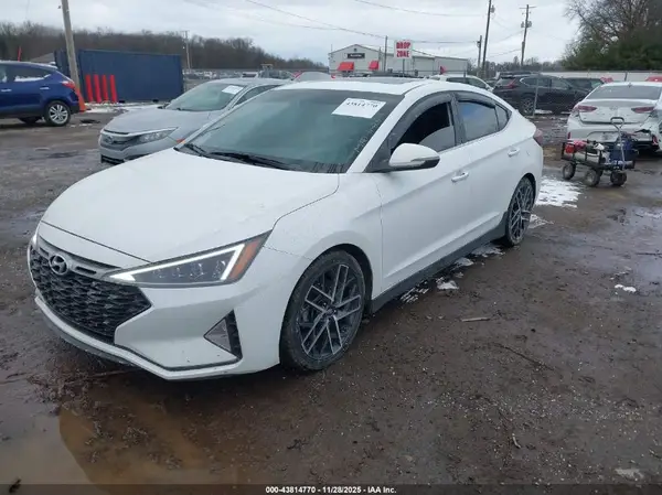 KMHD04LBXLU037930 2020 HYUNDAI ELANTRA - Image 2