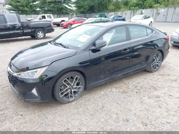 KMHD04LBXLU061791 2020 HYUNDAI ELANTRA - Image 2