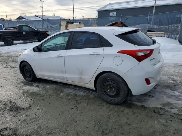 KMHD25LH0GU262187 2016 HYUNDAI ELANTRA - Image 2