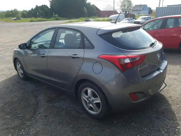 KMHD25LH0GU333372 2016 HYUNDAI ELANTRA - Image 2
