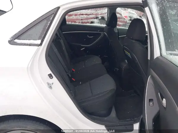 KMHD25LH0HU383500 2017 HYUNDAI ELANTRA - Image 8