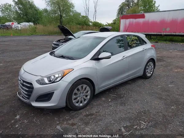KMHD25LH1GU262165 2016 HYUNDAI ELANTRA - Image 2