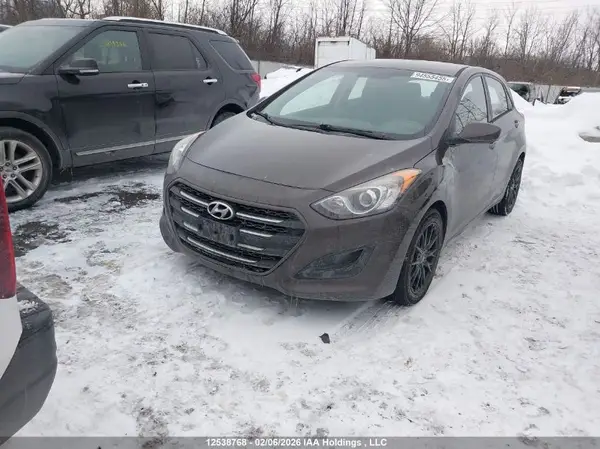 KMHD25LH1GU283498 2016 HYUNDAI ELANTRA - Image 2