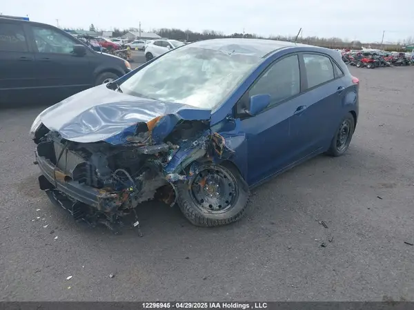 KMHD25LH2GU301233 2016 HYUNDAI ELANTRA - Image 2