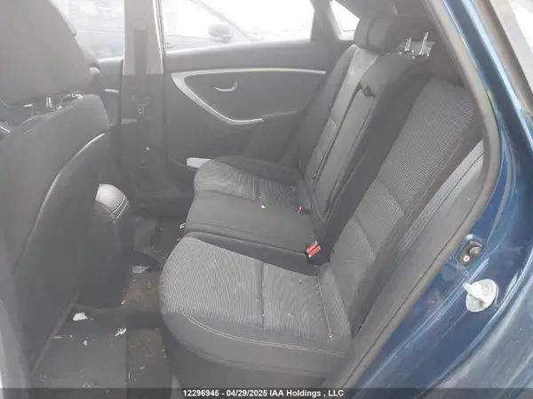 KMHD25LH2GU301233 2016 HYUNDAI ELANTRA - Image 8
