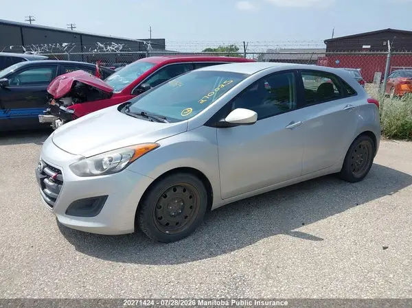 KMHD25LH3GU270025 2016 HYUNDAI ELANTRA - Image 2