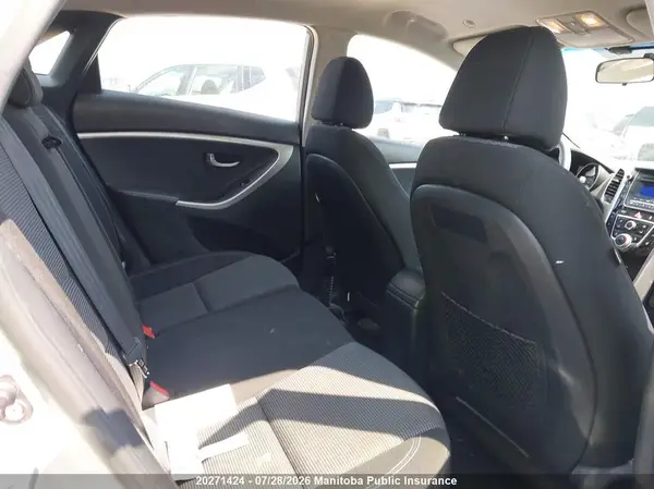 KMHD25LH3GU270025 2016 HYUNDAI ELANTRA - Image 8