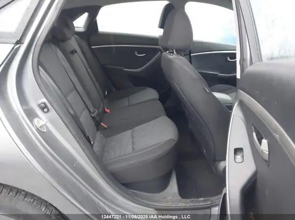 KMHD25LH3GU318199 2016 HYUNDAI ELANTRA - Image 8