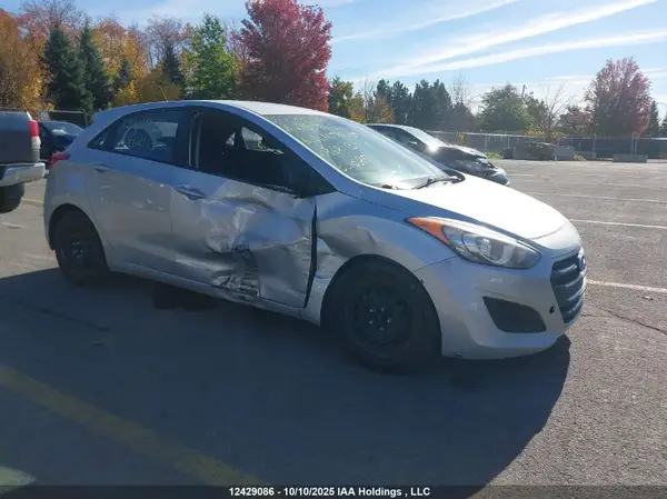 KMHD25LH4GU262113 2016 HYUNDAI ELANTRA - Image 1