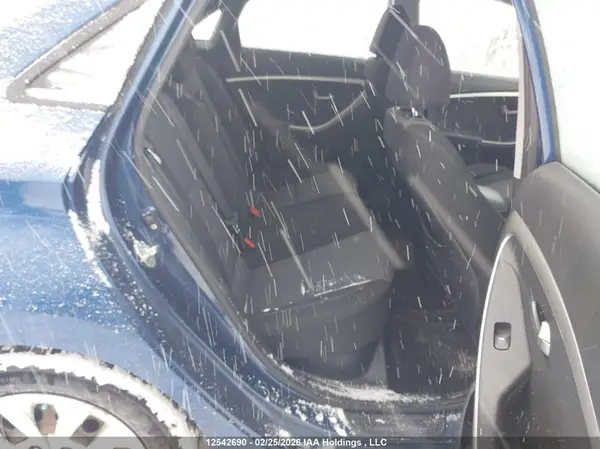 KMHD25LH6GU267121 2016 HYUNDAI ELANTRA - Image 8