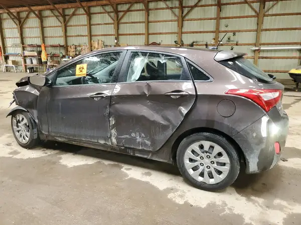 KMHD25LH6GU298224 2016 HYUNDAI ELANTRA - Image 2