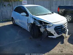 KMHD25LH6GU327849 2016 HYUNDAI ELANTRA