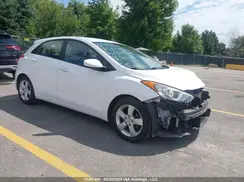 KMHD25LH9GU261667 2016 HYUNDAI ELANTRA