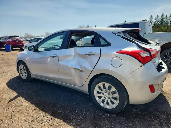 KMHD25LH9GU262348 2016 HYUNDAI ELANTRA - Image 2